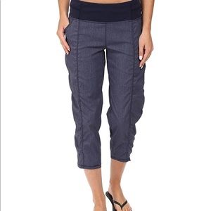 Lucy Get Going Capri